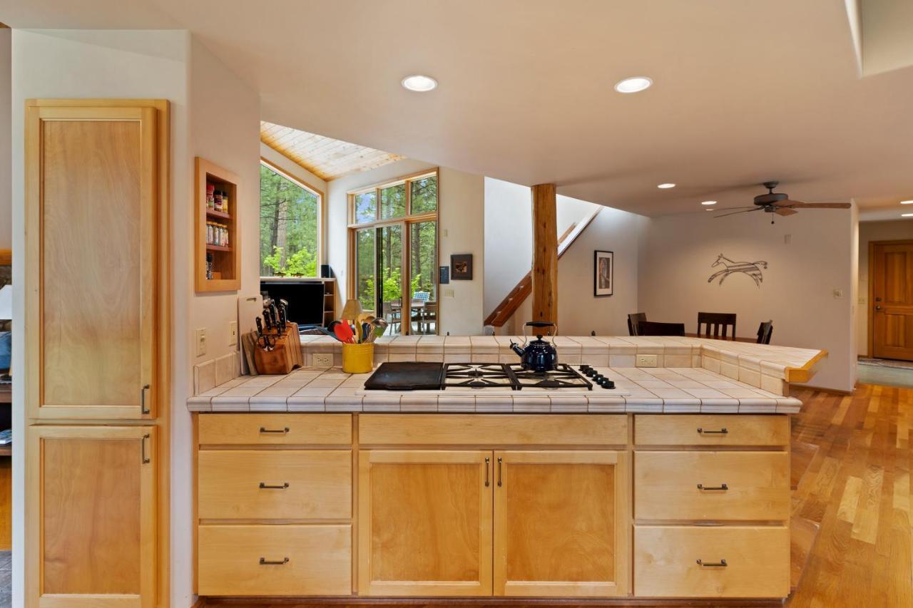 Glaze Meadow 376 Home Black Butte Ranch Экстерьер фото